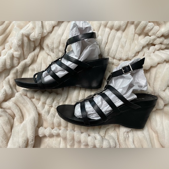 BCB Girls Dressy Black Shoes, size 8. - Picture 8 of 11